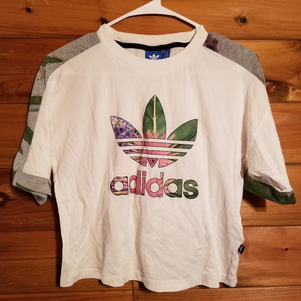 *SOLD*Adidas floral crop top
